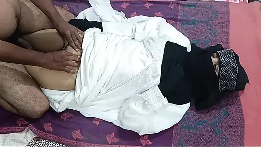 Müslüman kızın amını ilk kez sikiyorum