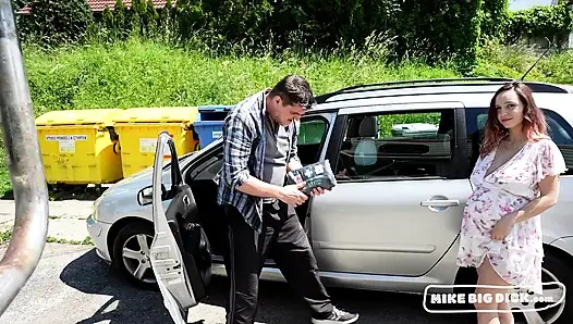 Mikebigdick: schwangere fotze will noch einmal lautes sperma