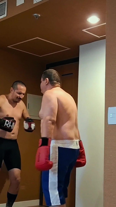 Chubby Bear Boxer Vs Jobber