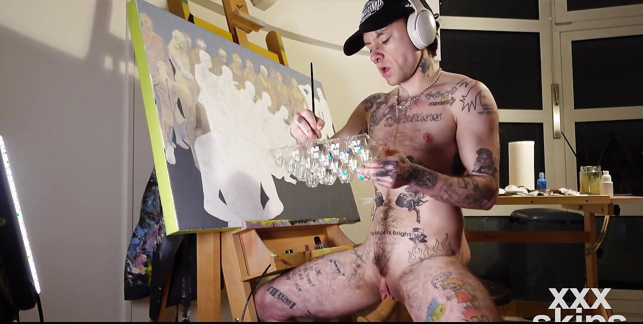 Horny Ftm Artist XXX Skips Works on a Painting While Getting His Pink Boy Pussy Pounded by a Fucking Machine
