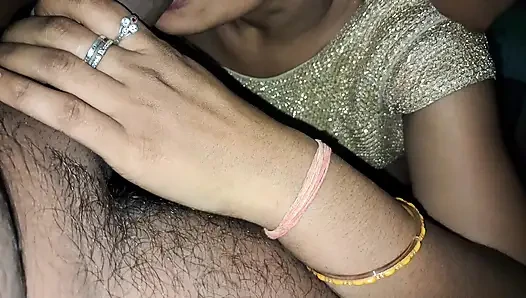 Desi Golden Blouse Bhabhi Sucking A big Dick Get Naked and Cumshot in mouth