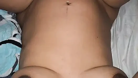 Hamile kölemin amını boşalana kadar sikiyorum