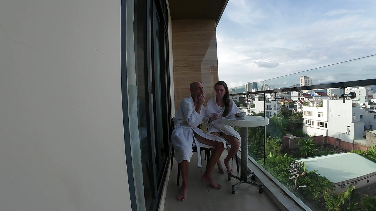 RumschmÃ1/4cken in unserem hotelzimmer