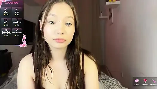 МОЛОДАЯ ROSIE JUICE УНИЧТОЖИЛА ЕЕ КИСКУ И ПОЛУЧИЛА ОРГАЗМ