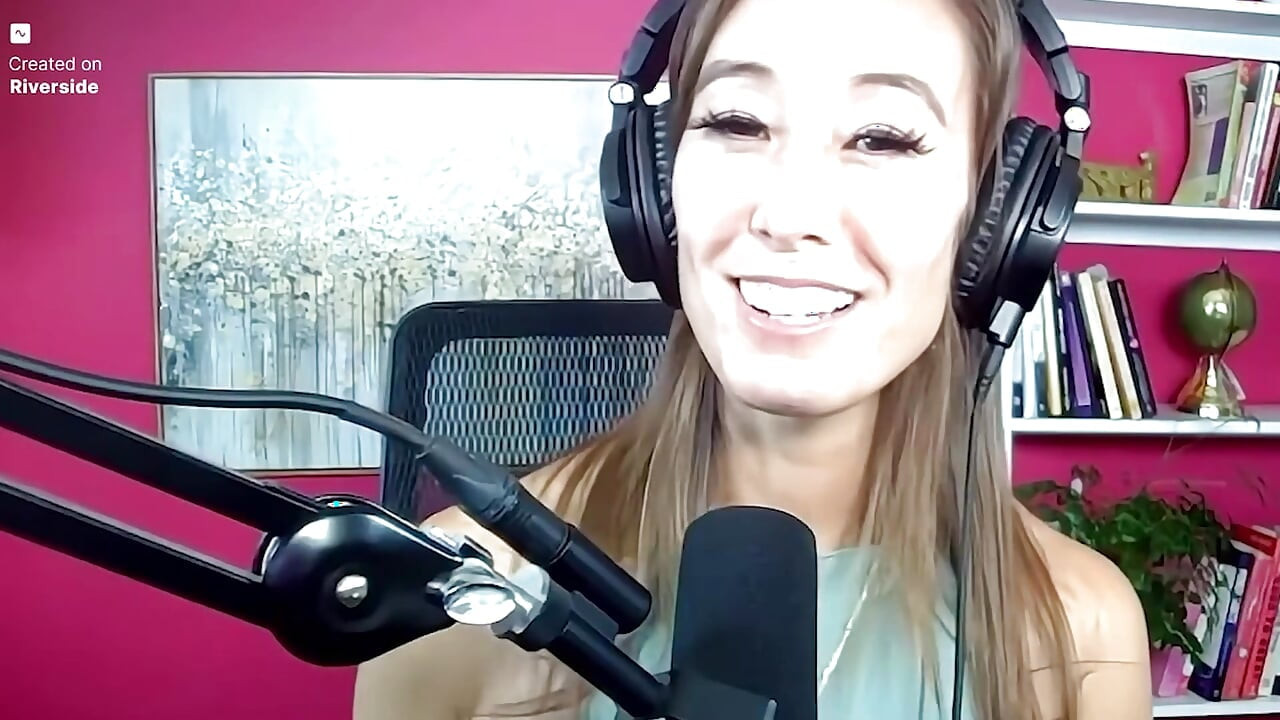 Trikepatrol interview - Christy Love (pastoor, volwassen artiest en komedie!)
