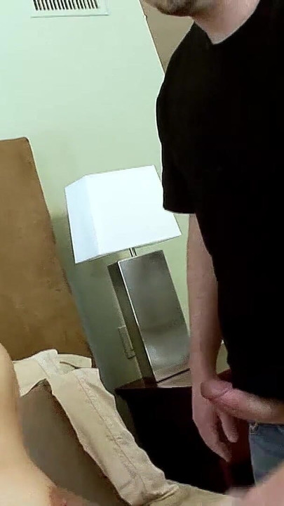 لحظة يجب مشاهدتها من "أول نيك في الطيز ل PAWG Teen Mackenzee Pierce بواسطة Big Dick Guy في Porn Casting"