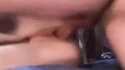 Sıska sarışın saçlı çapa oynuyor sikiliyor