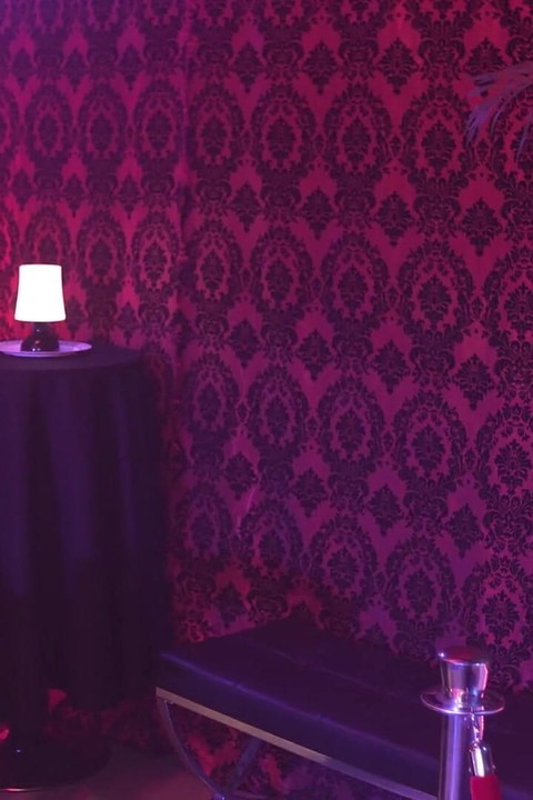 Transfixed - 变性人歌舞老板布鲁克林格雷无法抗拒操新歌手ariel demure