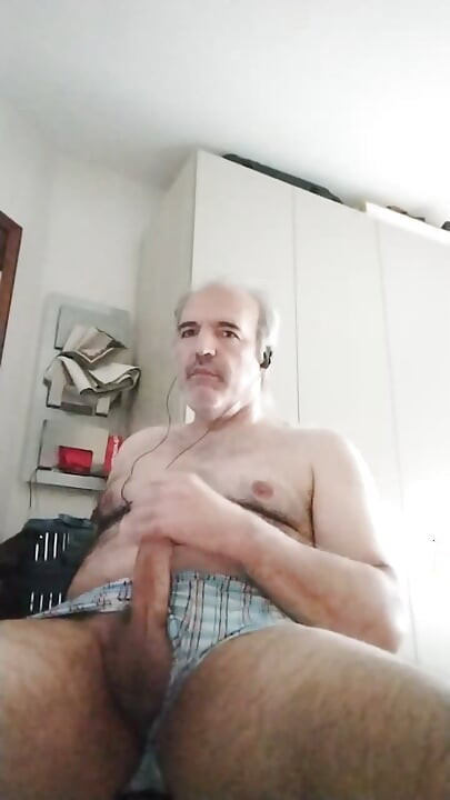 Drkaj svoj kurac da istinski uživaš u svom kratkom životu