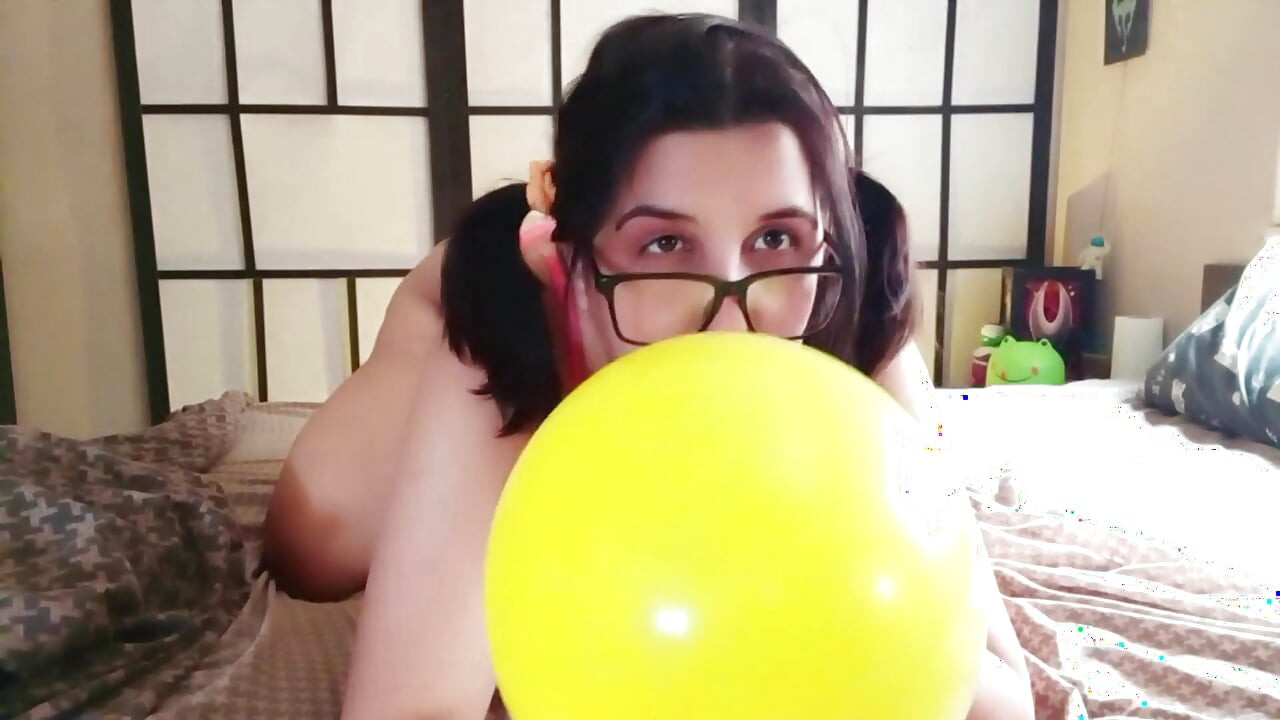 Cute Ponytails Girl Blow and Pop Balloons - Bunny Looner