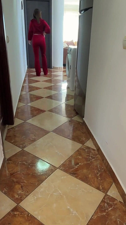 Kırmızı kadife osuruk kraliçesi