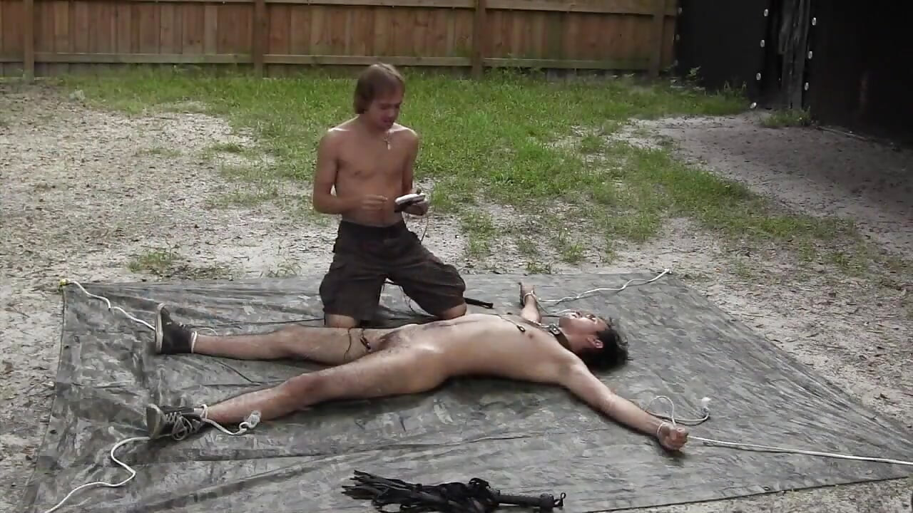 Outdoor Slave - Chapter 4