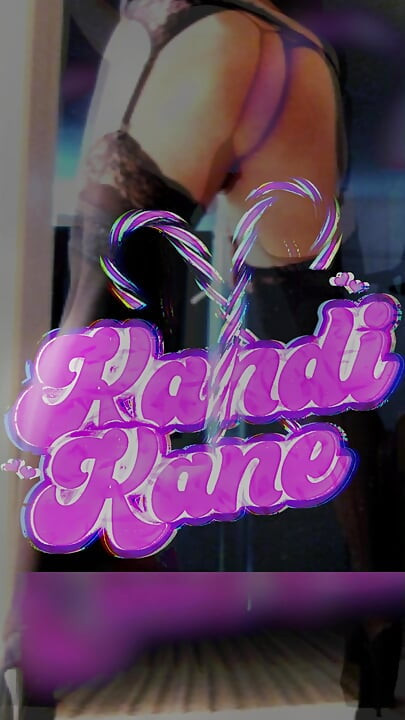 Kandi สาวร่านน้องสาวเซ็กซี่สูบบุหรี่และดูดเลอะเทอะ