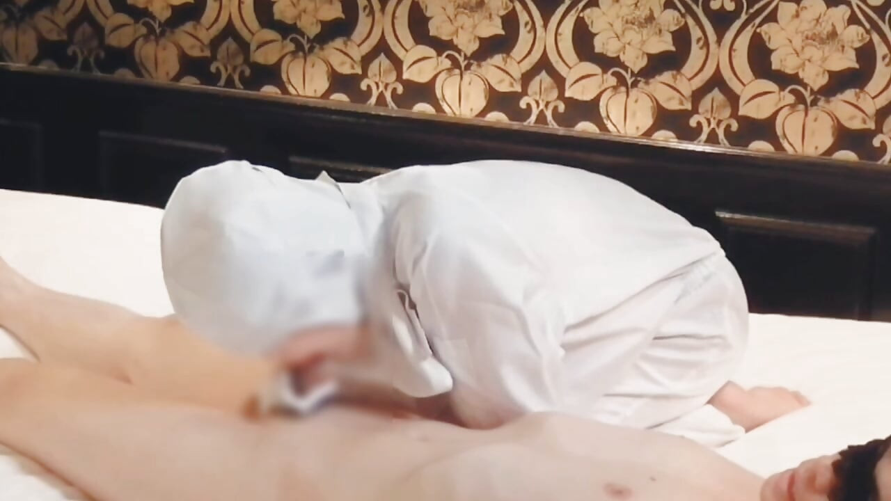 她在一家半导体制造厂工作，给了我一个和。 自制业余个人摄影川崎JK