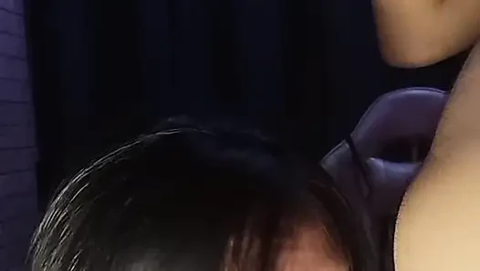 Ayesha sy nyepong kontolnya kayak pro dan minta dicrot di muka banyak banget