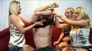 CFNM Three blondes tease and jerk rockstar