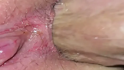 Zum ersten mal analvideo für echte amateur-milf