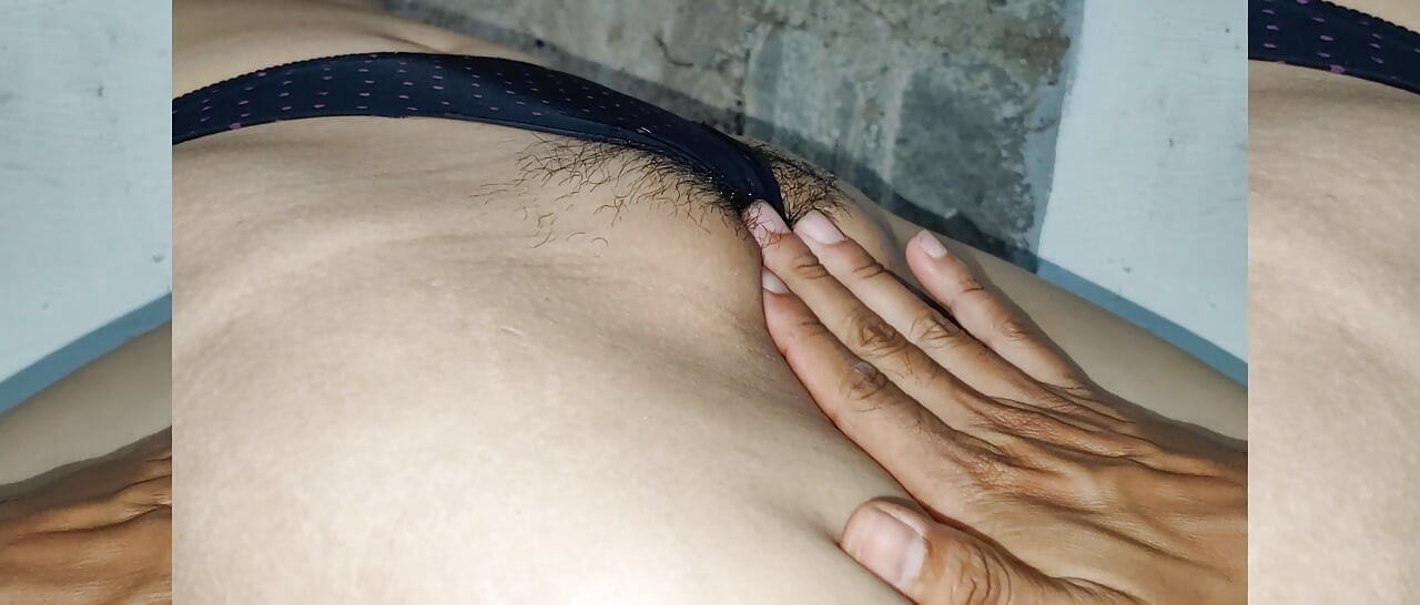 Que delicioso! Abra minha meia-irmã dos lábios de indiana tamil x vídeo