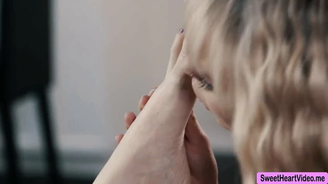 Nikki and Lilly help each others orgasm