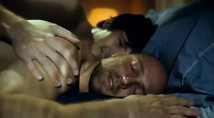::: :: Gay-Film geschnallt :::