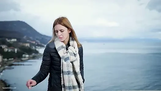 Coastal Smoke Moment Quiet Breeze Scenic View