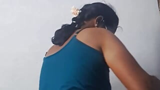 Coimbatore  ttamil aunty handjob her customer