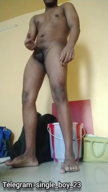 Heißer tamilischer Junge nackt