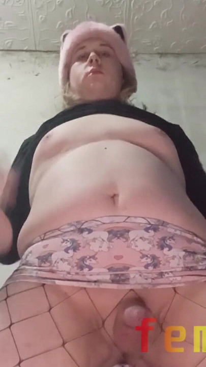 Today i cum in cute and sexy outfit, femboy crossdresser or just fat sissy | Clip 2