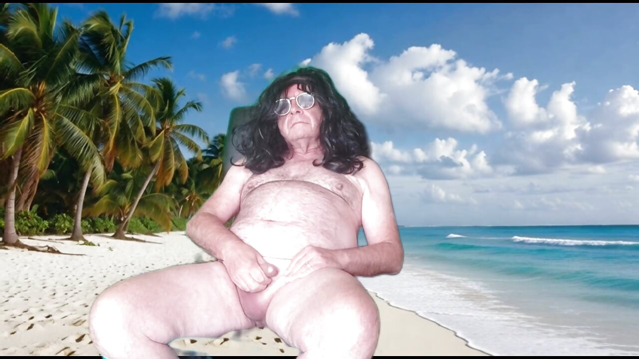 HOT BEACH VOYEUR WITH ADAMANDEVE AND LUPO