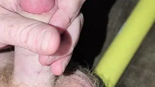 Wiffle sopası beni dolduruyor ve deliğimi genişletiyor