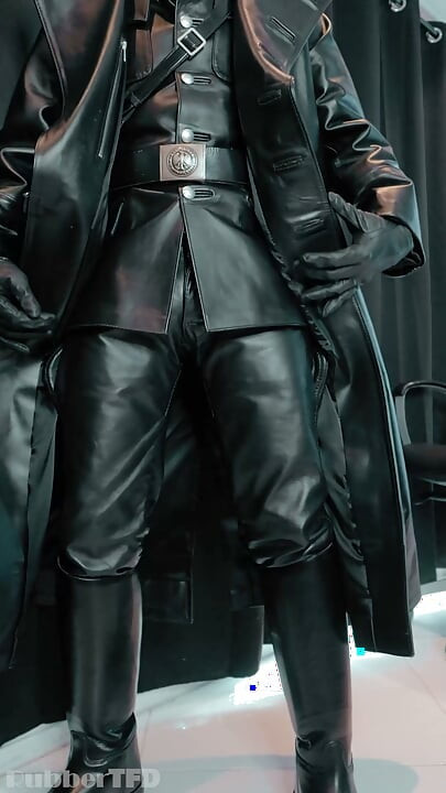 VK Leather Vibe
