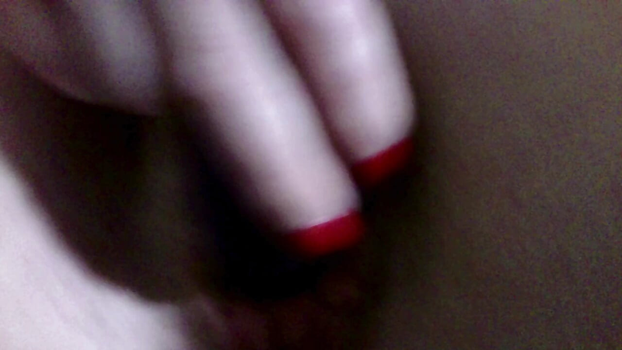 VEDERE LA PERSOANA 1: Orgasm cu pizdă