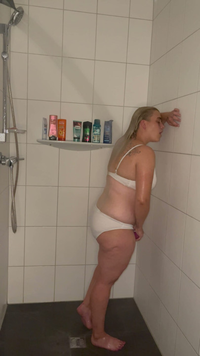 Bonie&Clyde masturbating satisfyer Hot water trembling twitching moaning blonde solo horny multiple orgasms I cum shower shower head | Clip 2