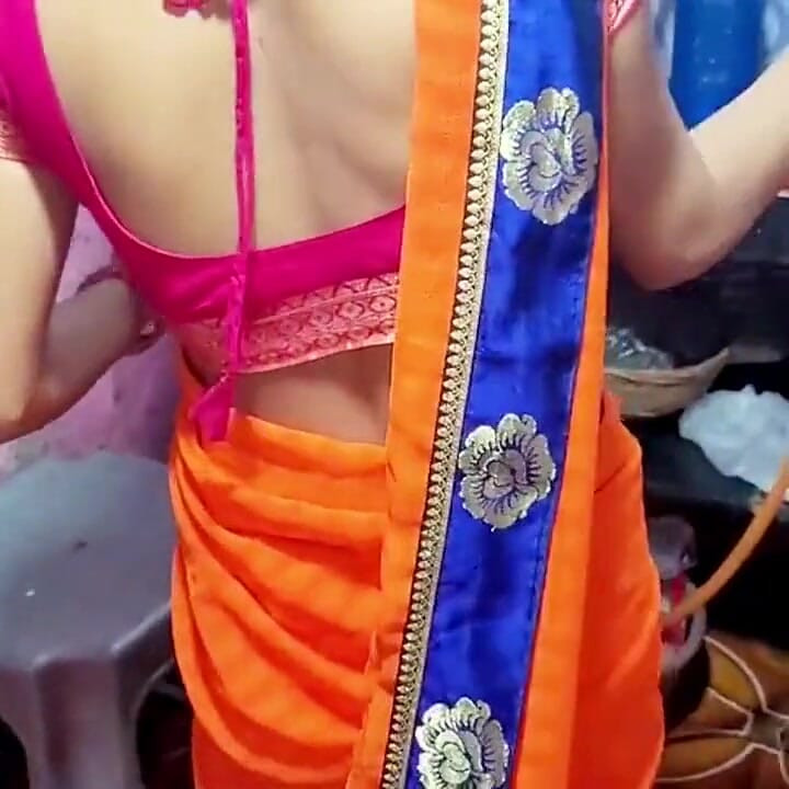 Bhabhi Desi Indienne Bhabhi Dienne Réelle Bhabhi Gand Chudai Vidéo Pour Sa Première Vidéo De Bhabhi Chudai De Son Village