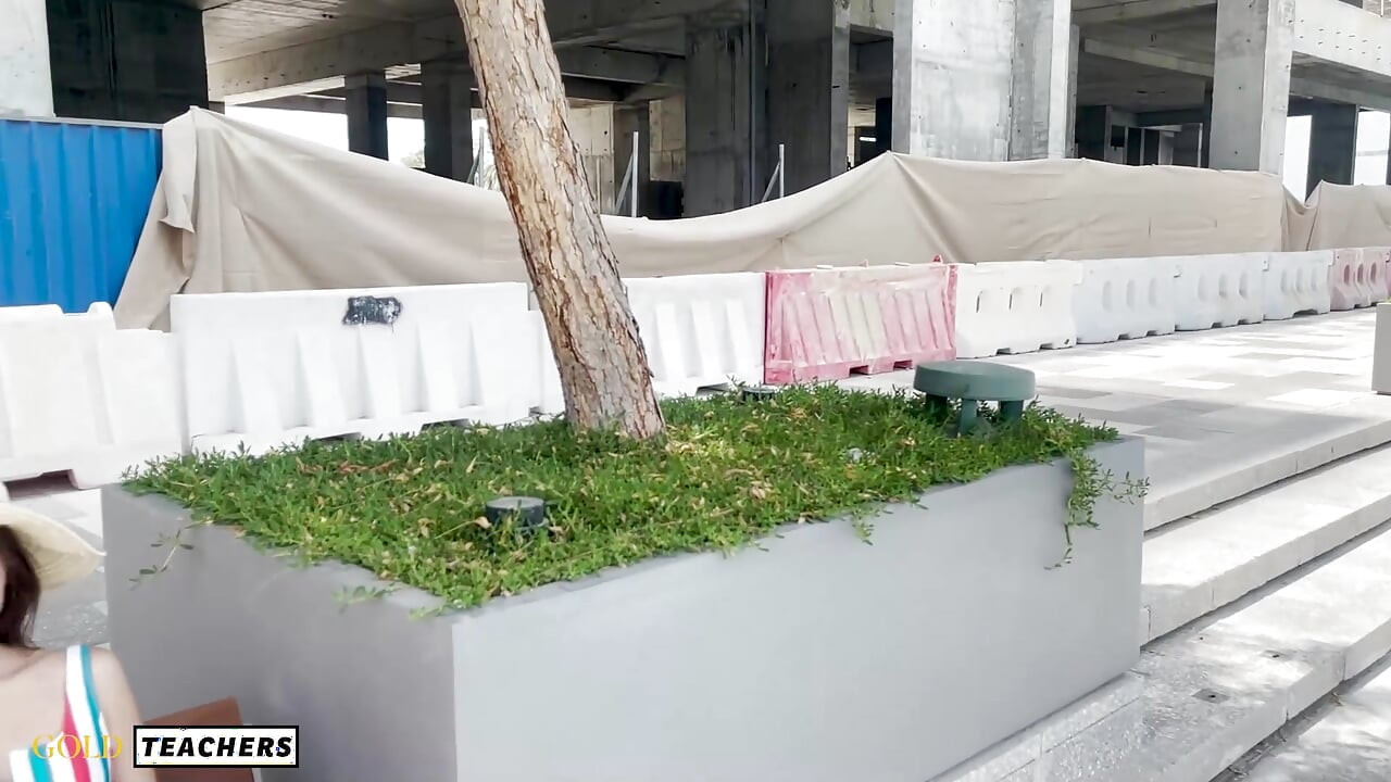 Πολύ επικίνδυνος αυνανισμός σε εξωτερικό χώρο