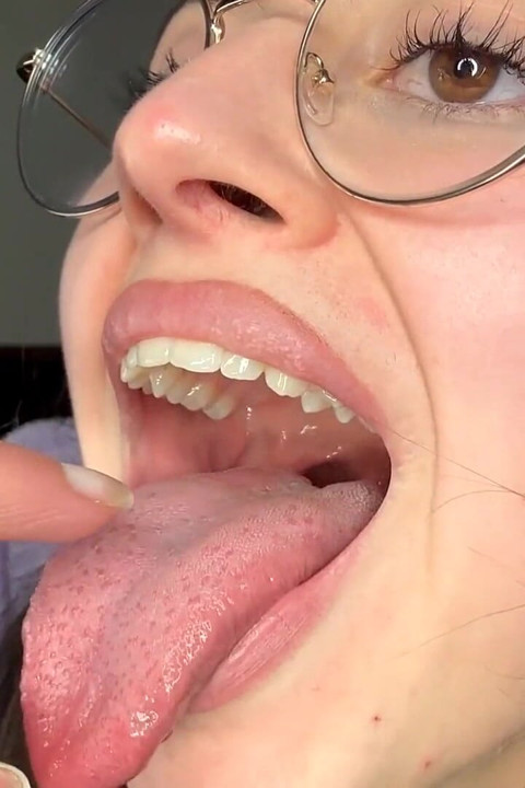 Fetish Talking Before Devouring You Uvula Mouth Fetish