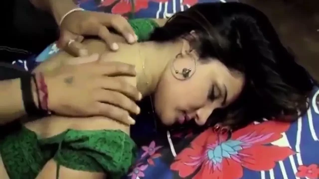 Indian desi aunty and her friend hindi