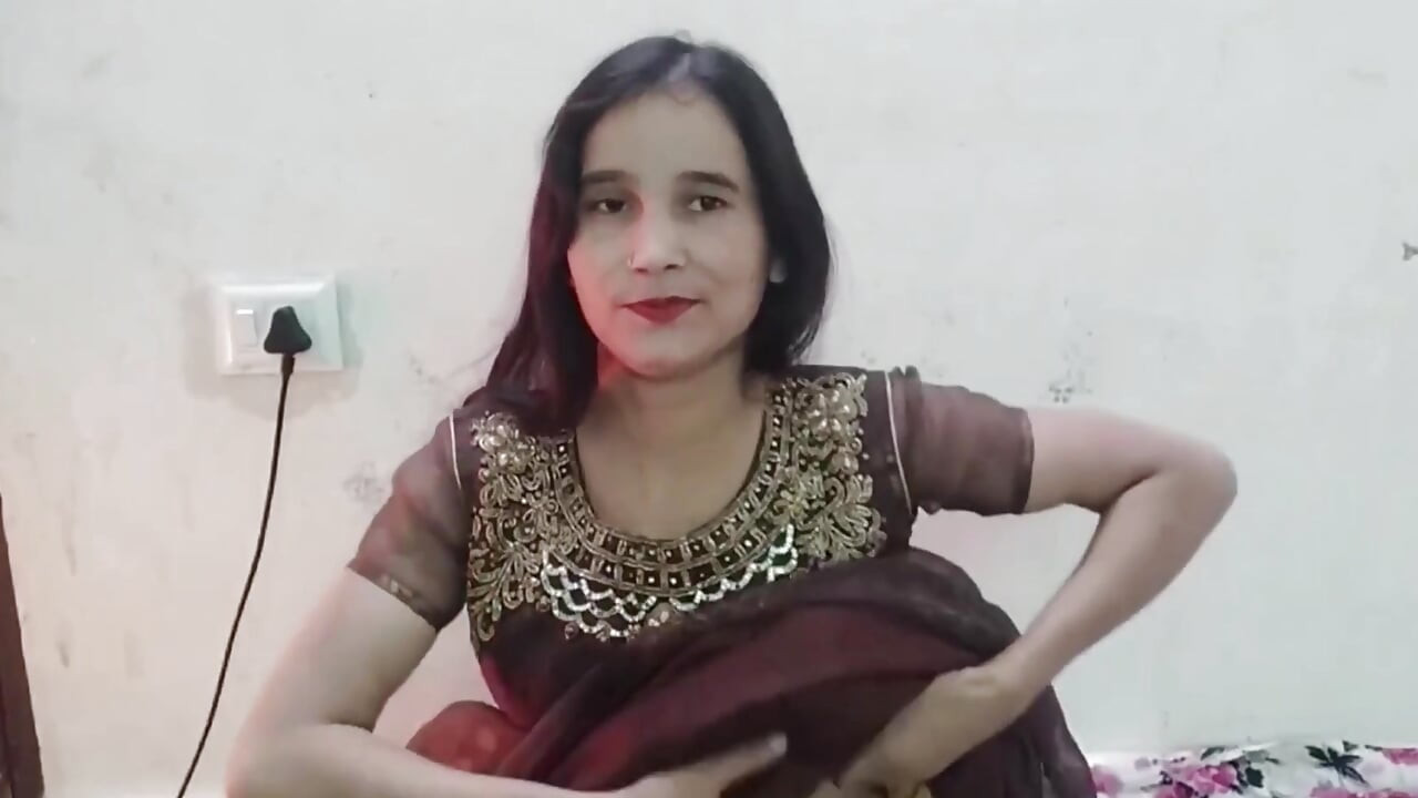 Cute sister in law ko bathroom me patak ke jabar dasti pela