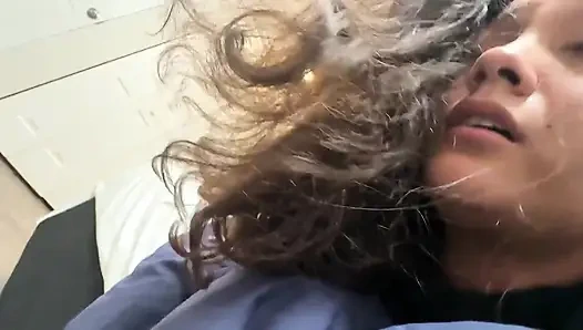 Сессия шлюшки с Милой Джеймс в видео от первого лица