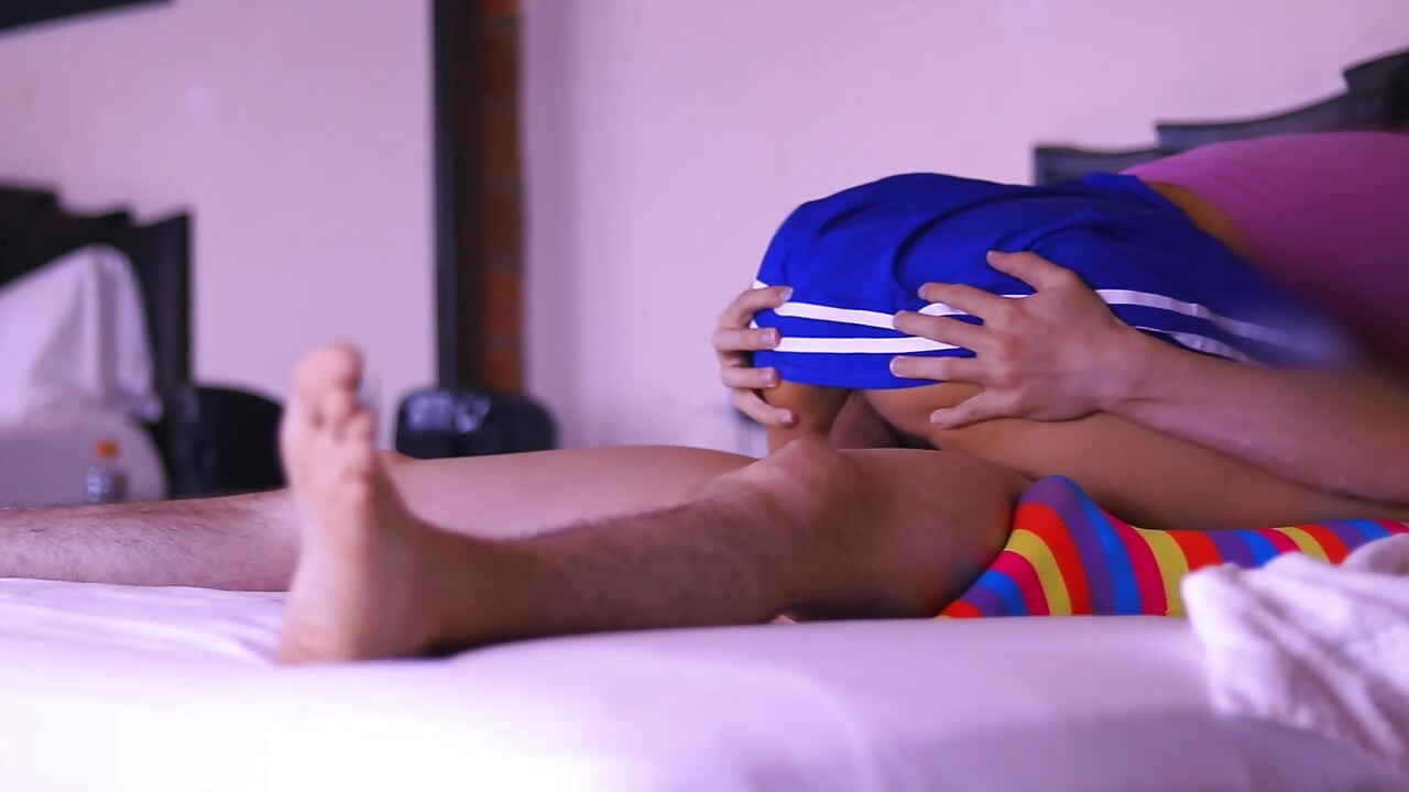 The neighbor's girlfriend when she leaves invites me to come in and taste that tight pussy
