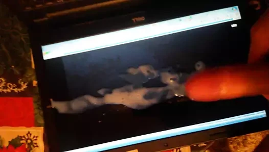 Frends boşalmak üzerinde benim karım