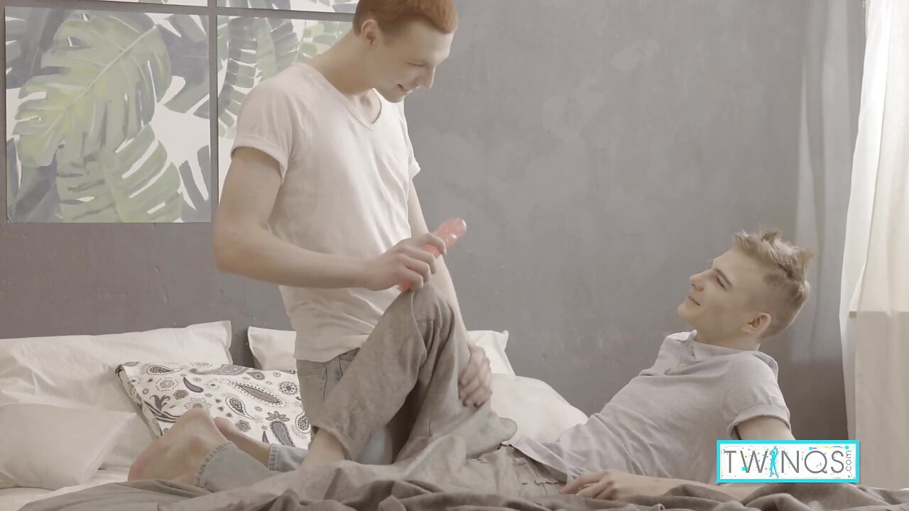 欲求不満な赤毛のツインク、マイケル・P、アス、かわいい少年ルーカスA!