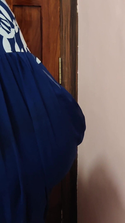 Nezaboravan trenutak iz filma "Napaljena vruća žena i polubrat imaju aferu".