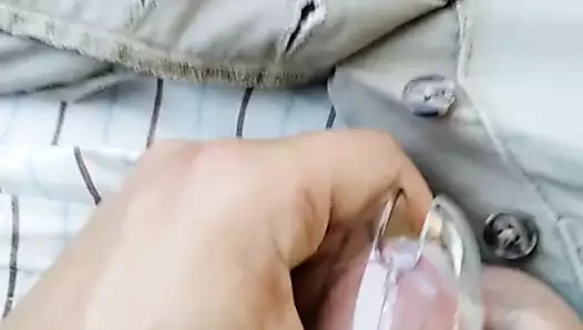 cumming içinde iffet slaveboy