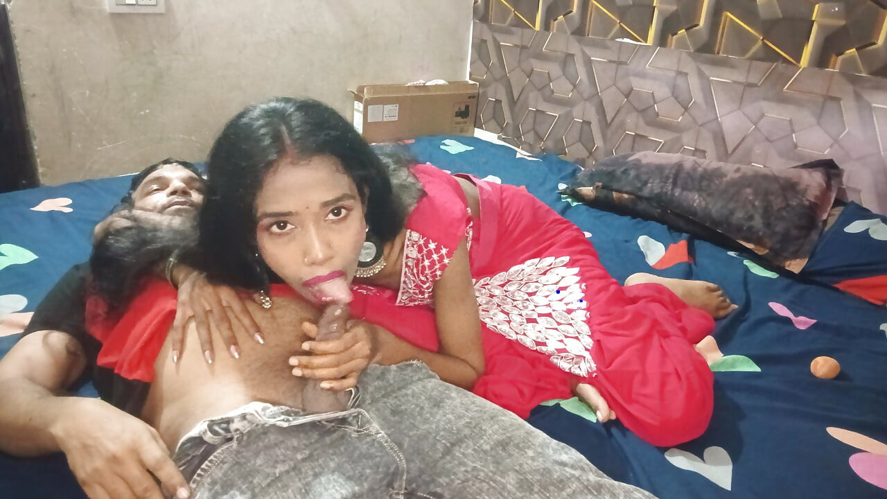 Muje chudne jada chusne me maja ata hai koi hai jo apna mota lund chushany