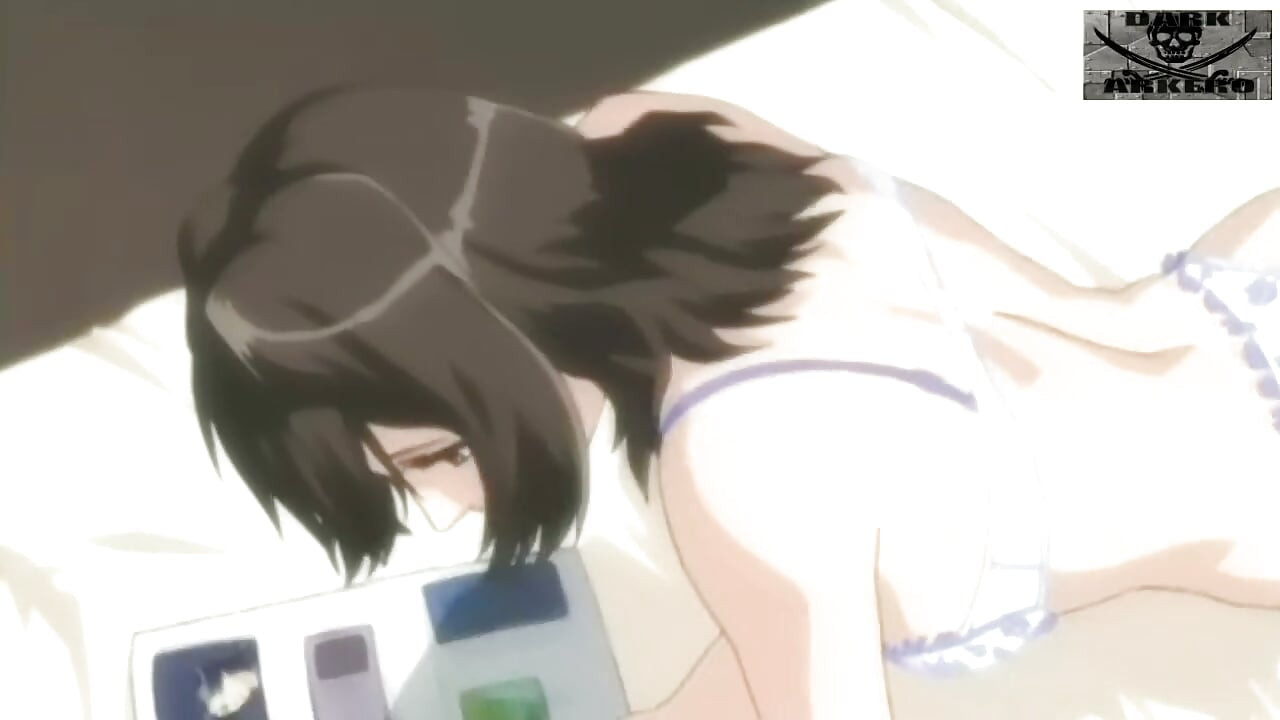 Sitna hentai prska dok siše kurac HD