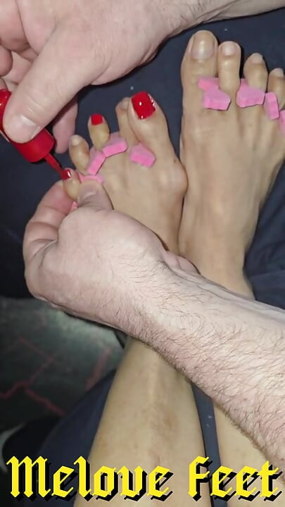 Melove Long Toes are Getting a Pedicure from Daddy