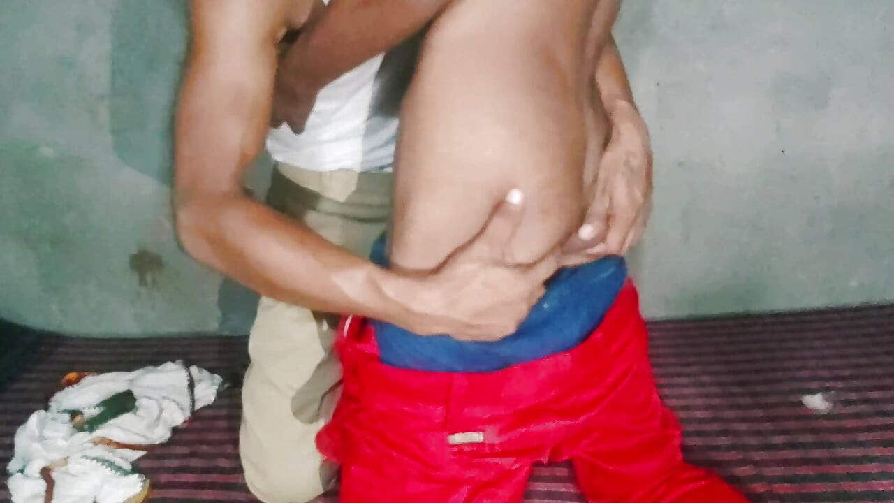 Romantic ke sath Dost Ne liya Land Ka Maja desi boy
