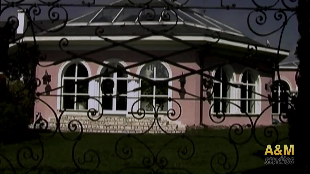 Closed in the house, sex reality - Chapter 3 of 5