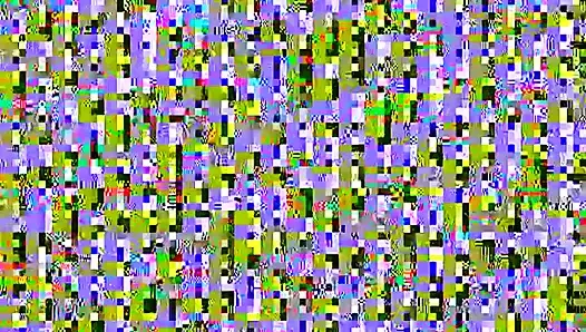 Flexible MILF liebt es, einen ebenholzschwanz zu reiten